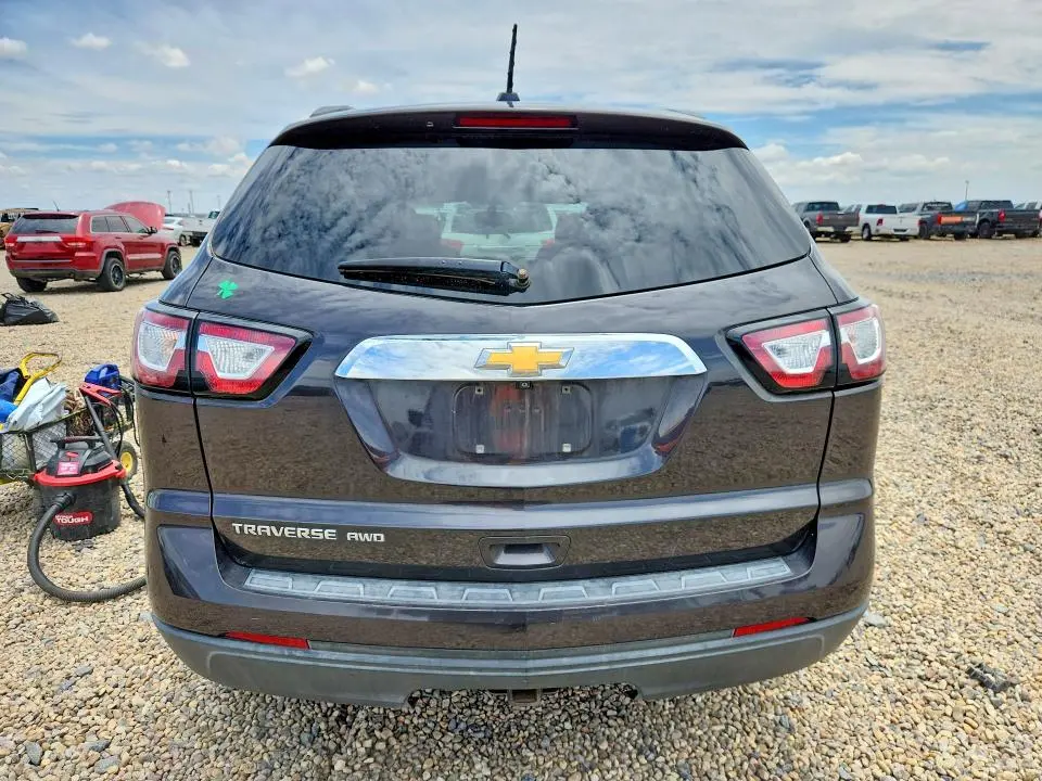 2017 CHEVROLET TRAVERSE LS  