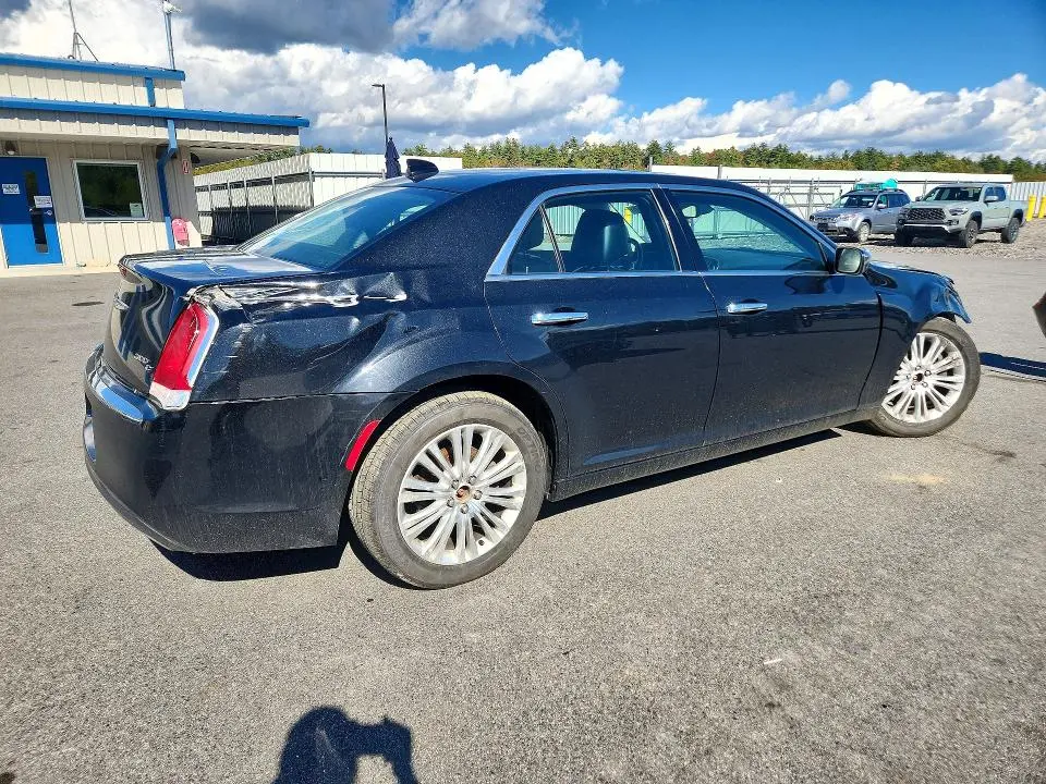2015 CHRYSLER 300C   