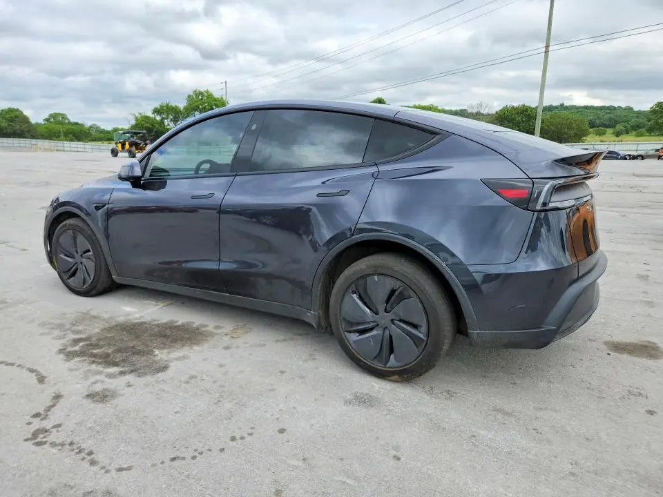 2026 TESLA MODEL Y   