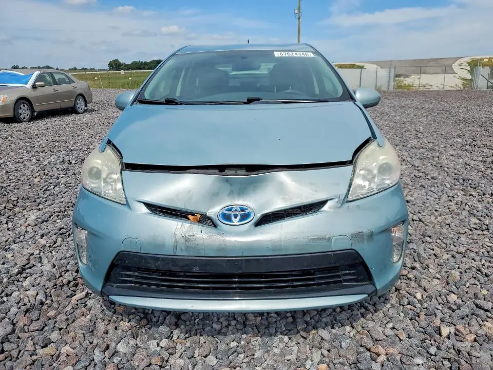2013 TOYOTA PRIUS TWO  