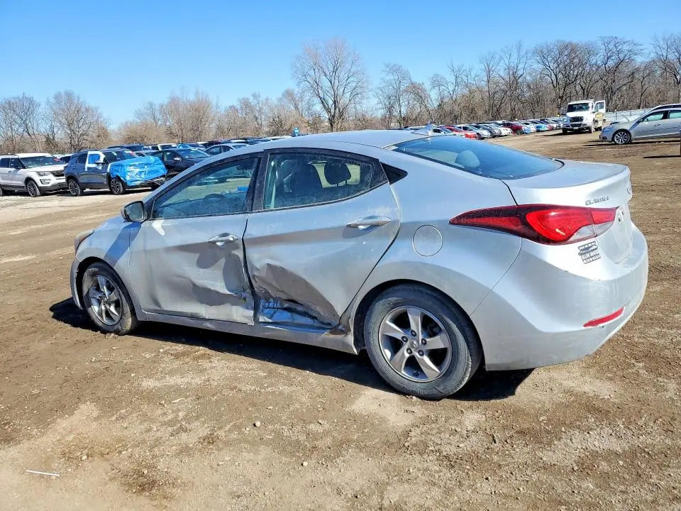 2014 HYUNDAI ELANTRA SE  