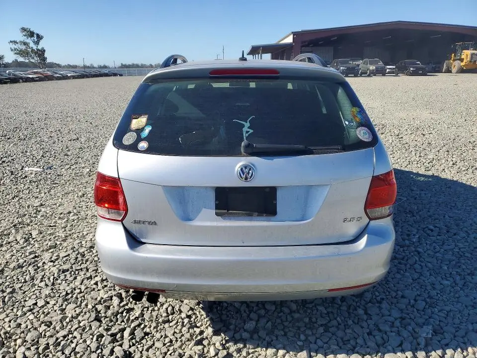 2013 VOLKSWAGEN JETTA S  