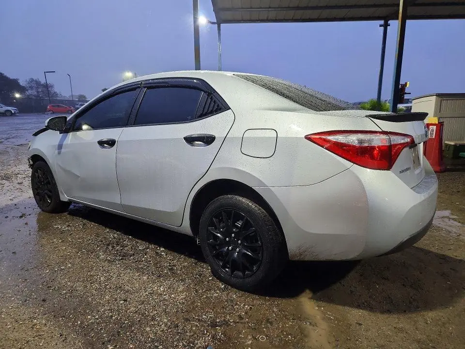 2015 TOYOTA COROLLA L  