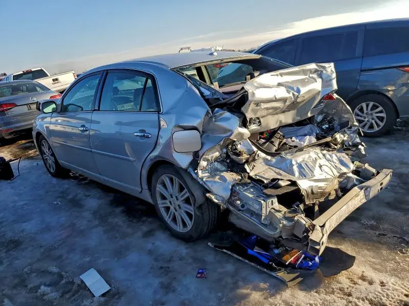 2010 TOYOTA AVALON XL  