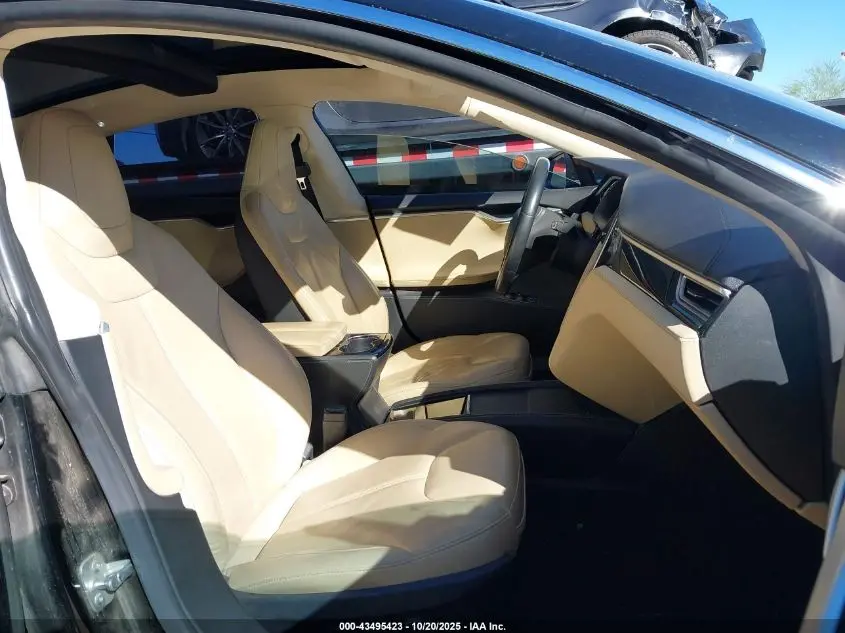 2014 TESLA MODEL S P85