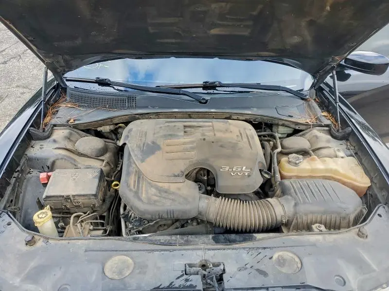 2014 DODGE CHARGER SE  