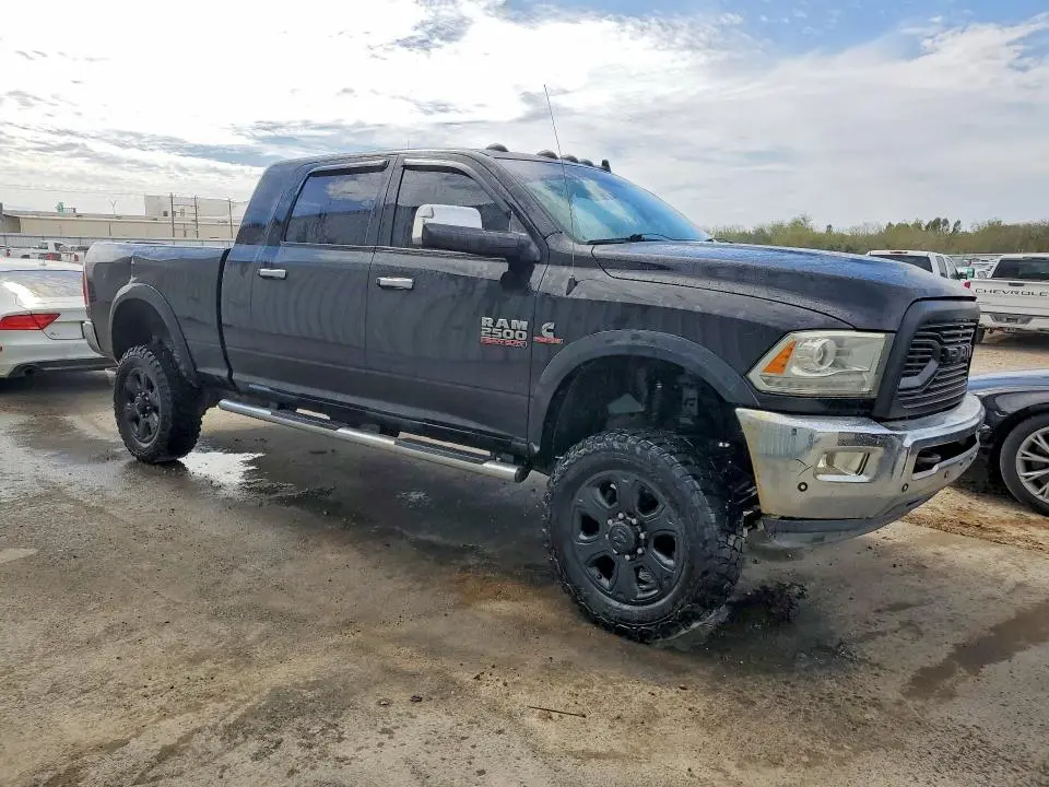 2016 RAM 2500 LARAMIE  