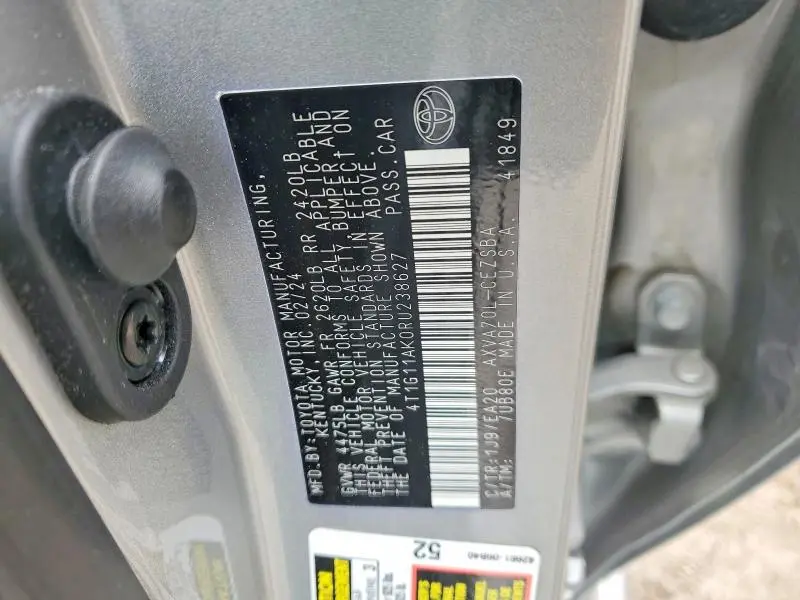 2024 TOYOTA CAMRY SE  