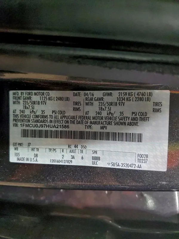 2017 FORD ESCAPE TITANIUM  