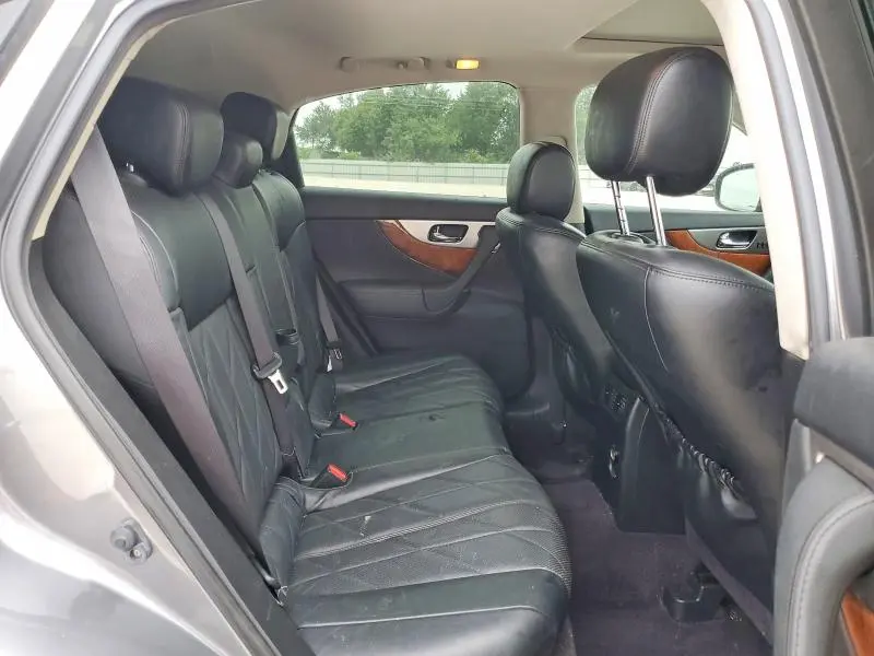 2015 INFINITI QX70 BASE  