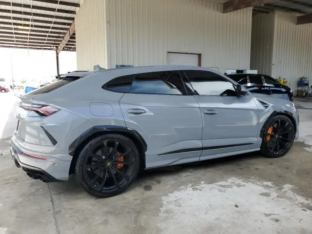 2020 LAMBORGHINI URUS   