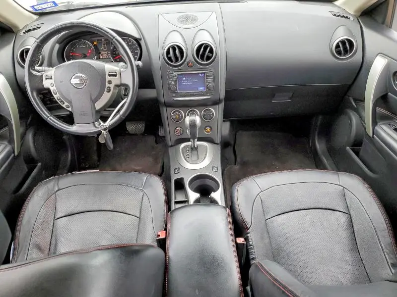 2011 NISSAN ROGUE S  