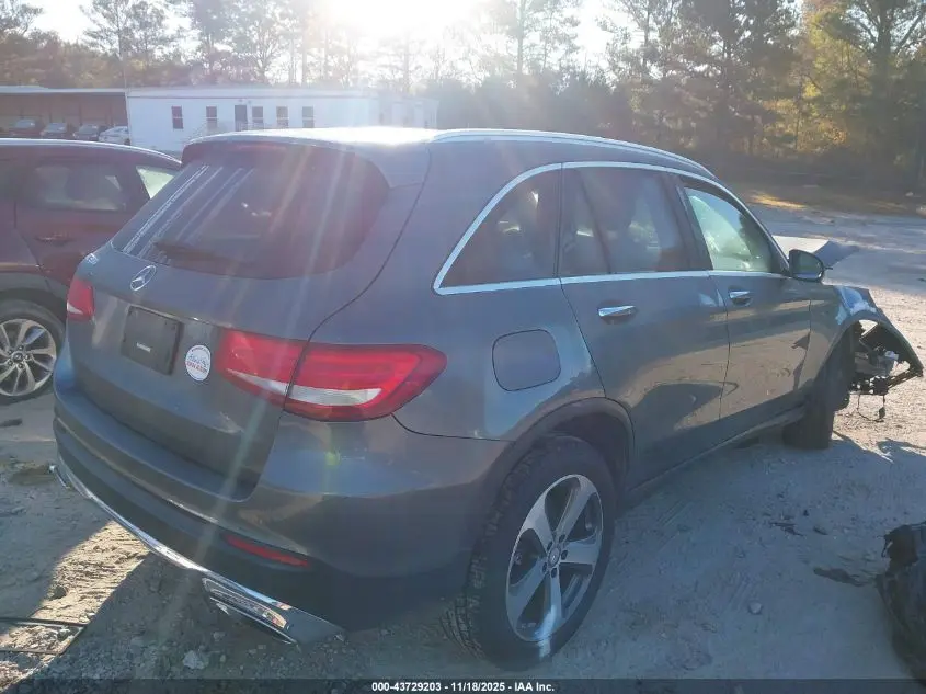 2016 MERCEDES-BENZ GLC 300  