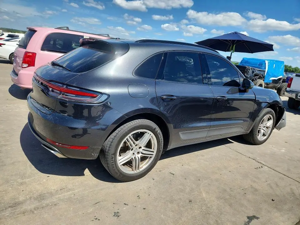 2021 PORSCHE MACAN   