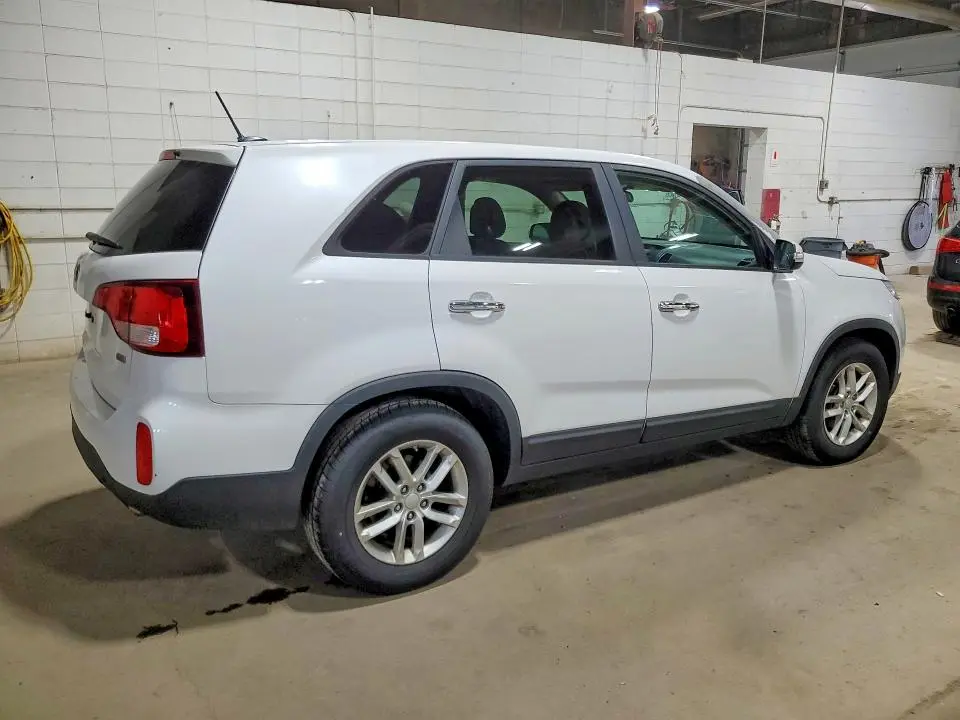 2015 KIA SORENTO   