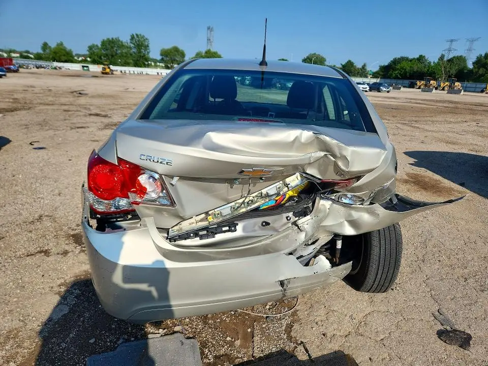 2014 CHEVROLET CRUZE LT  