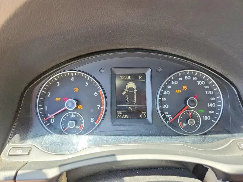 2012 VOLKSWAGEN EOS LUX  