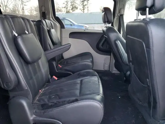 2013 CHRYSLER TOWN & COUNTRY TOURING  