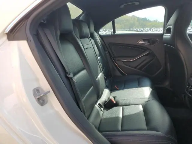 2018 MERCEDES-BENZ CLA 250 4MATIC  