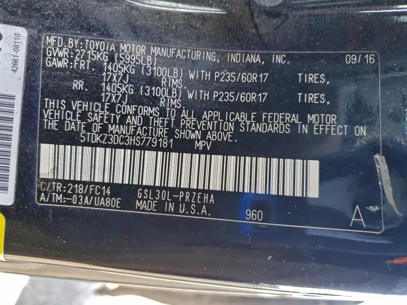 2017 TOYOTA SIENNA LE  