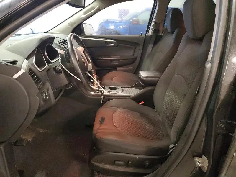 2012 CHEVROLET TRAVERSE LT  