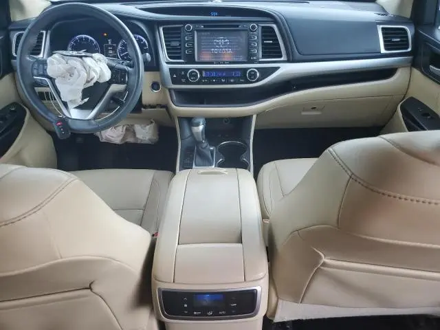 2016 TOYOTA HIGHLANDER XLE  