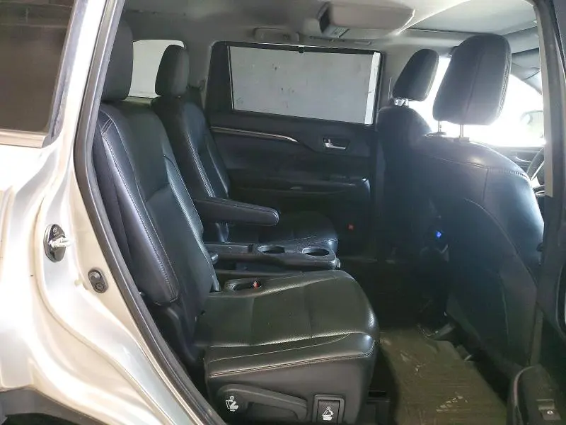 2015 TOYOTA HIGHLANDER LIMITED  
