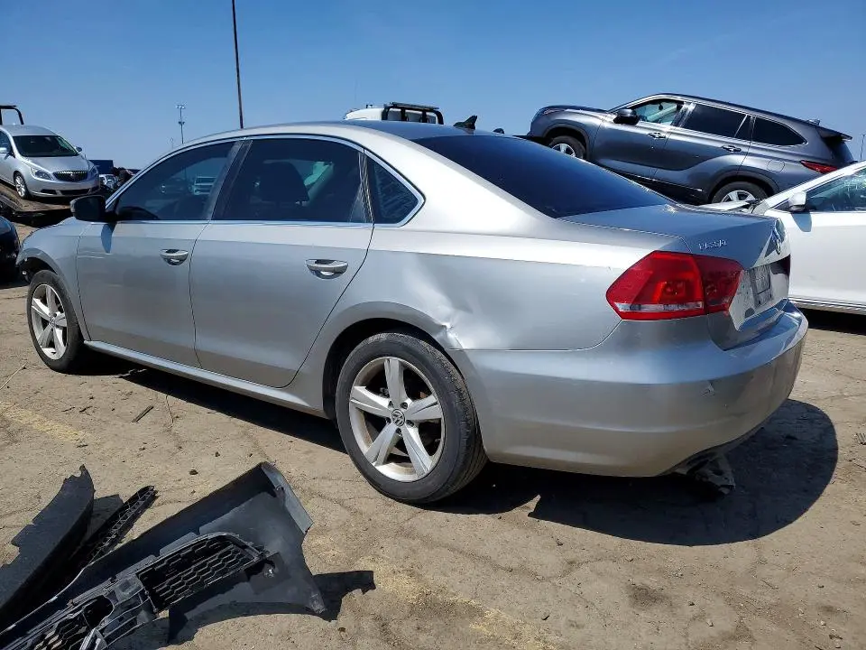 2014 VOLKSWAGEN PASSAT SE  