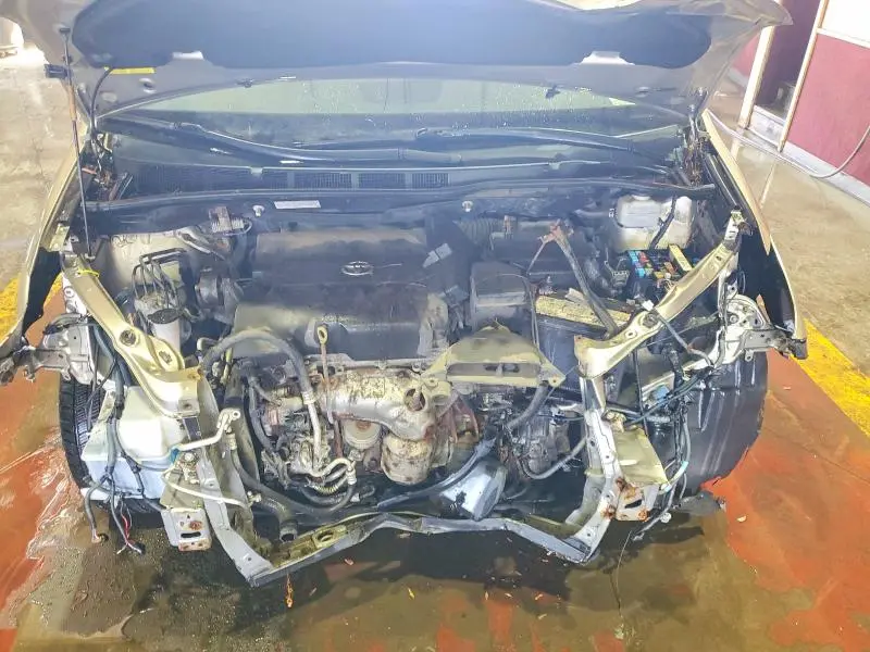 2015 TOYOTA SIENNA XLE 8-PASSENGER  
