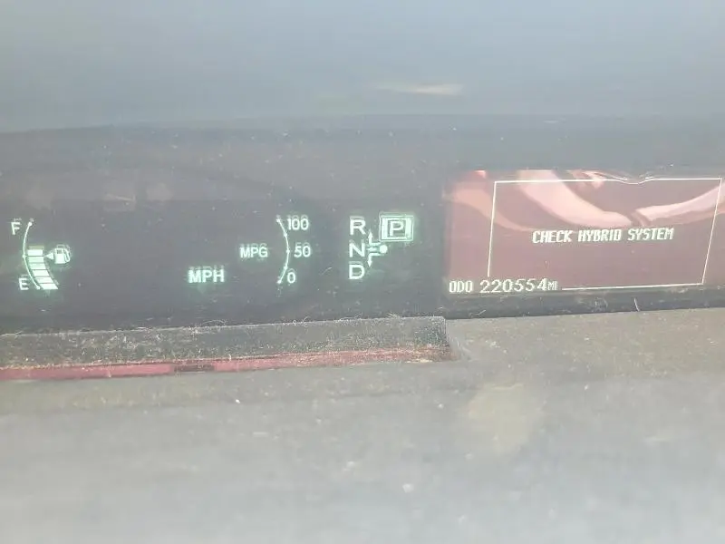 2010 TOYOTA PRIUS III  