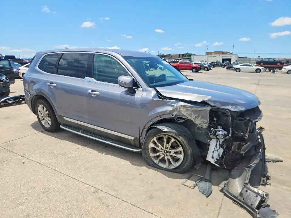 2022 KIA TELLURIDE LX  