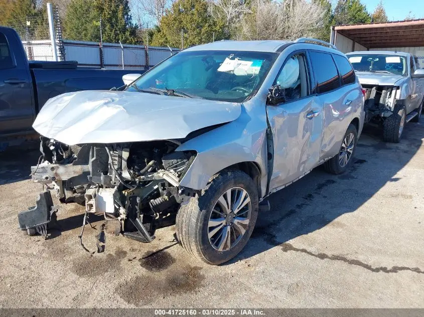2017 NISSAN PATHFINDER SV