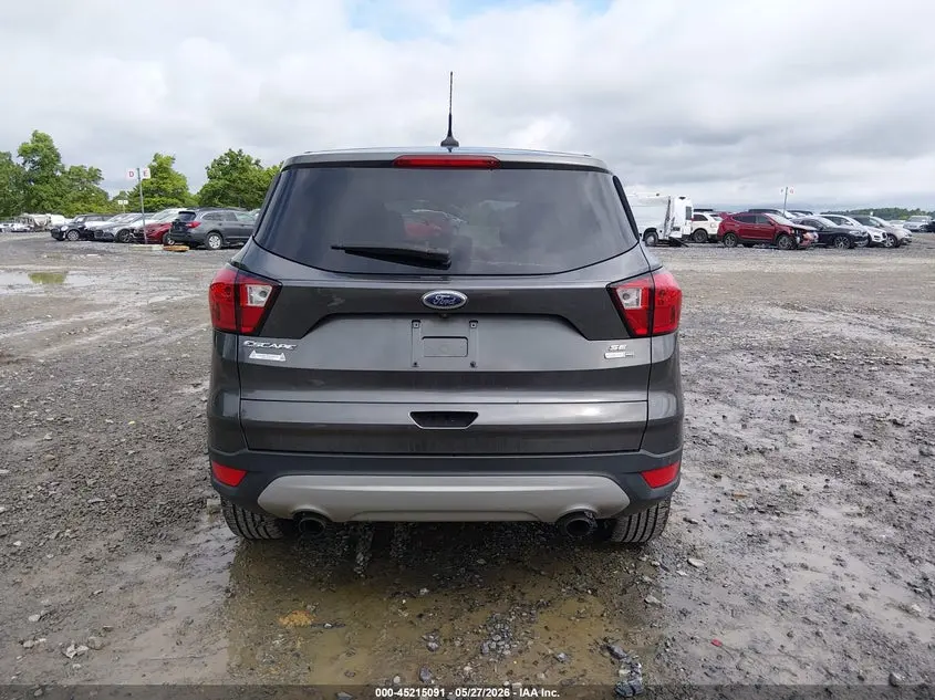 2019 FORD ESCAPE SE