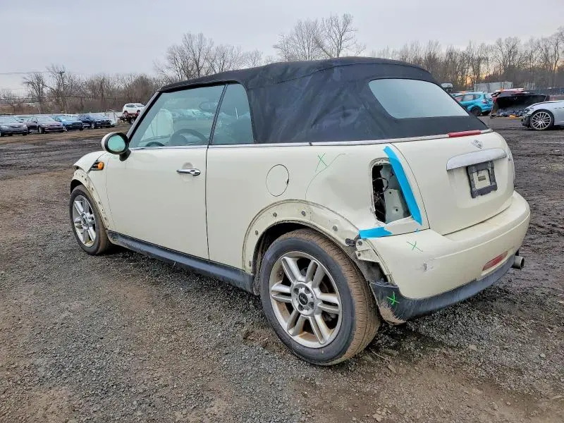 2013 MINI COOPER   