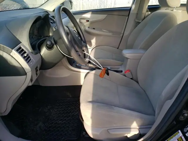 2013 TOYOTA COROLLA BASE  