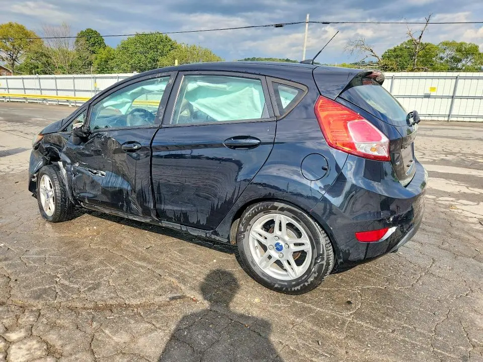2017 FORD FIESTA SE  