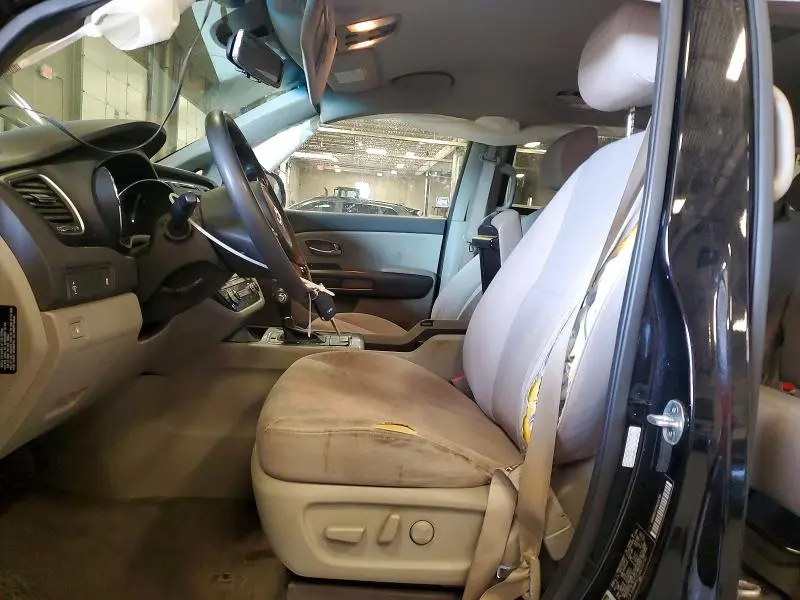 2016 KIA SEDONA LX  