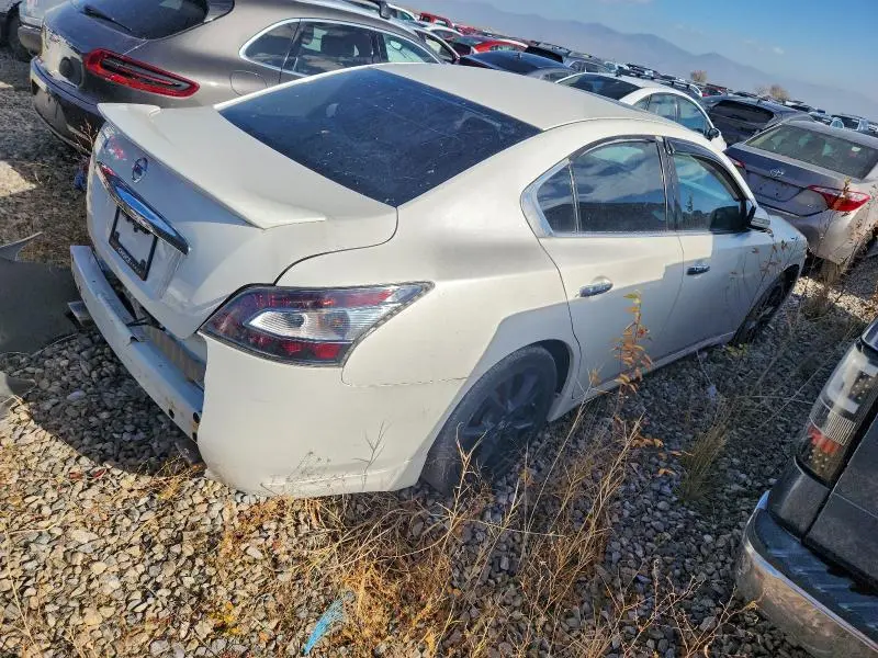 2012 NISSAN MAXIMA S  