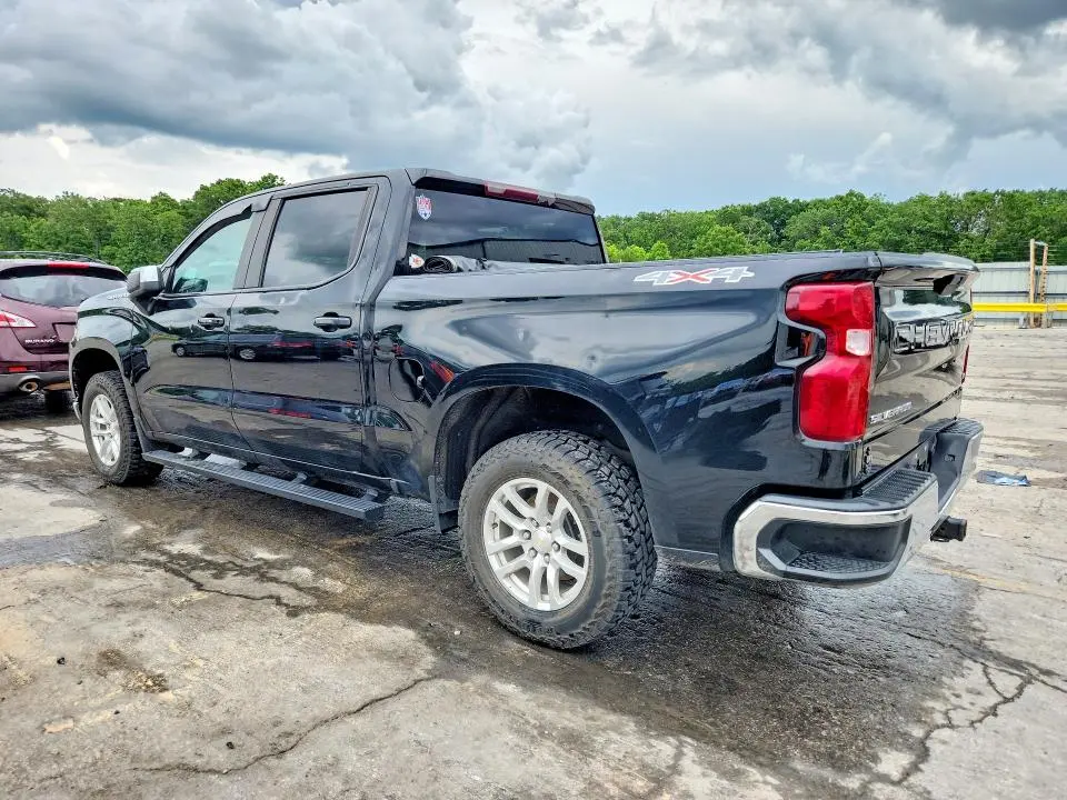 2021 CHEVROLET SILVERADO K1500 LT  