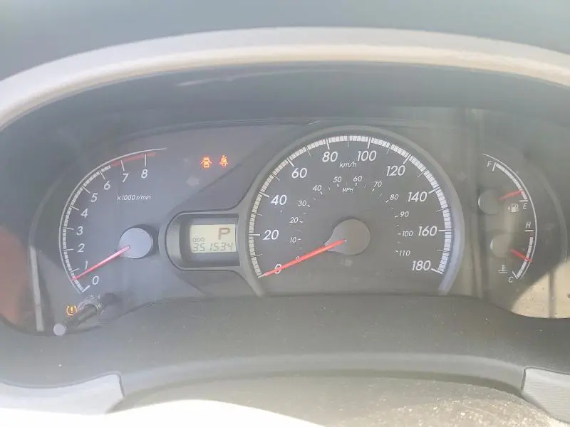 2013 TOYOTA SIENNA LE  