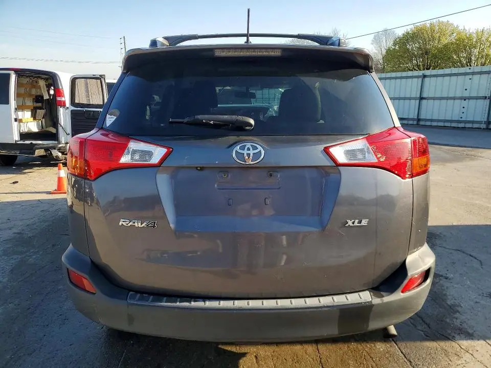 2013 TOYOTA RAV4 XLE  