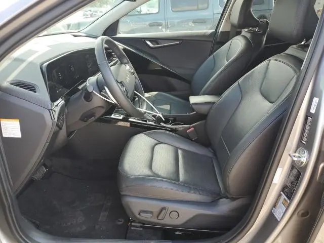 2023 KIA NIRO SX  