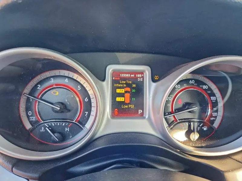 2019 DODGE JOURNEY SE  