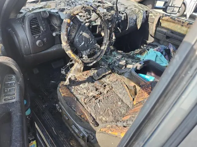 2011 CHEVROLET SILVERADO C1500 LT  