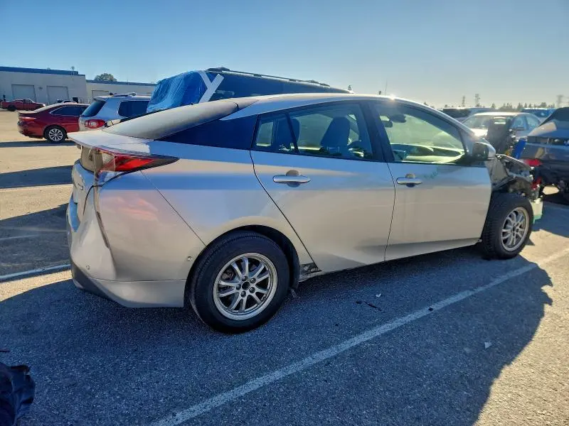 2017 TOYOTA PRIUS   