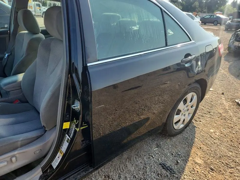 2011 TOYOTA CAMRY LE  