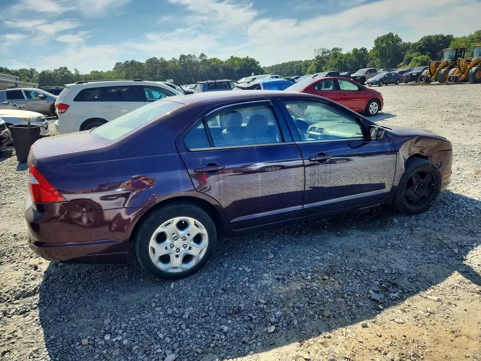 2011 FORD FUSION SE  
