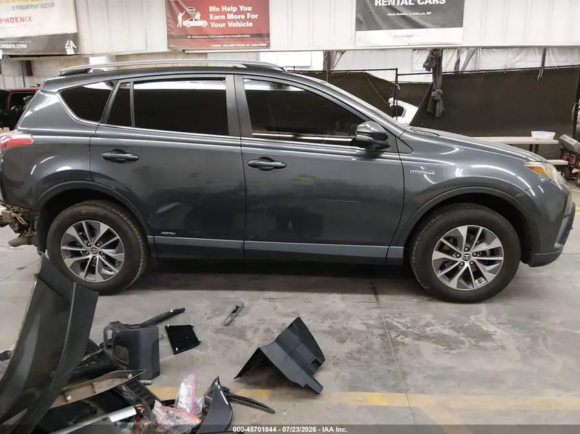 2018 TOYOTA RAV4 HYBRID XLE