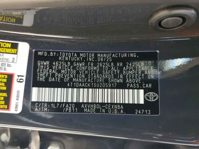 2025 TOYOTA CAMRY LE  