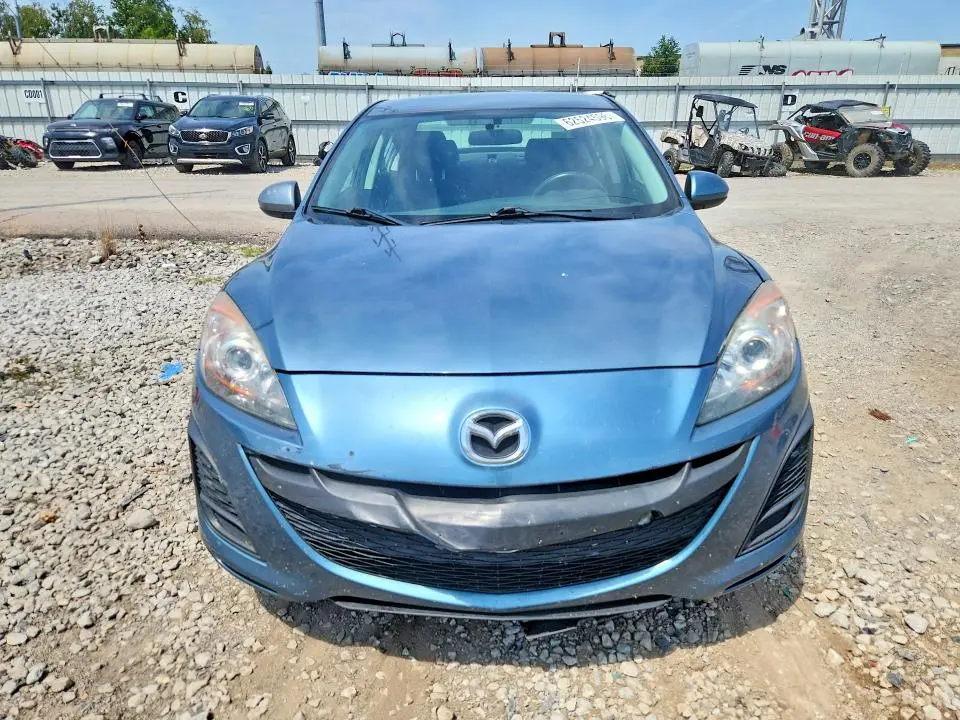 2011 MAZDA 3 I  